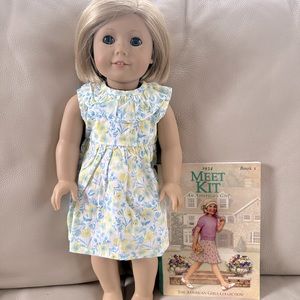 American Girl Kit Kittredge with Book 🌸